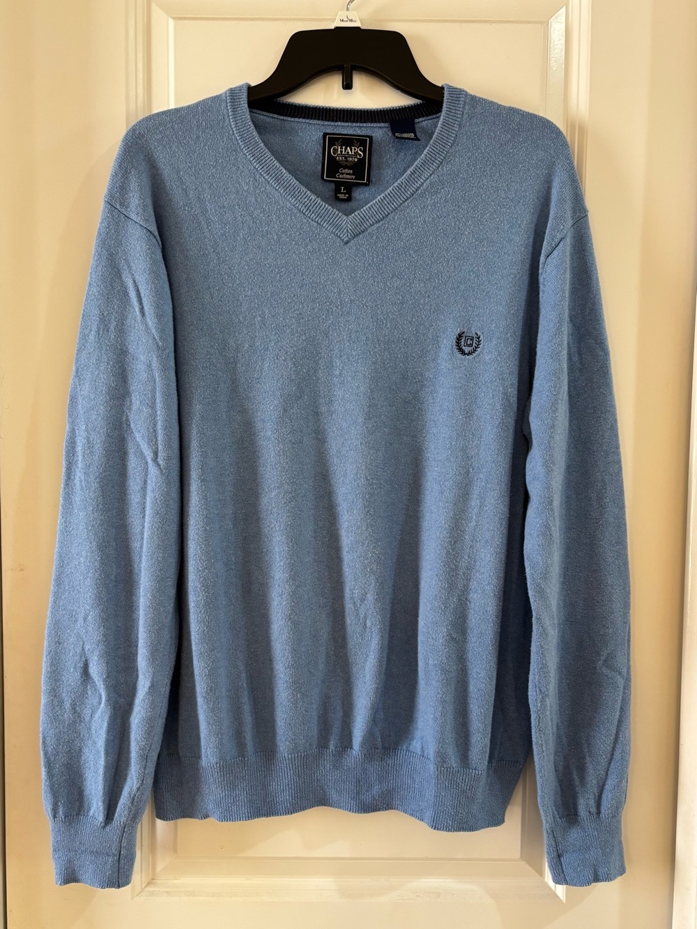 Chaps Men's Light Blue V-Neck Sweater